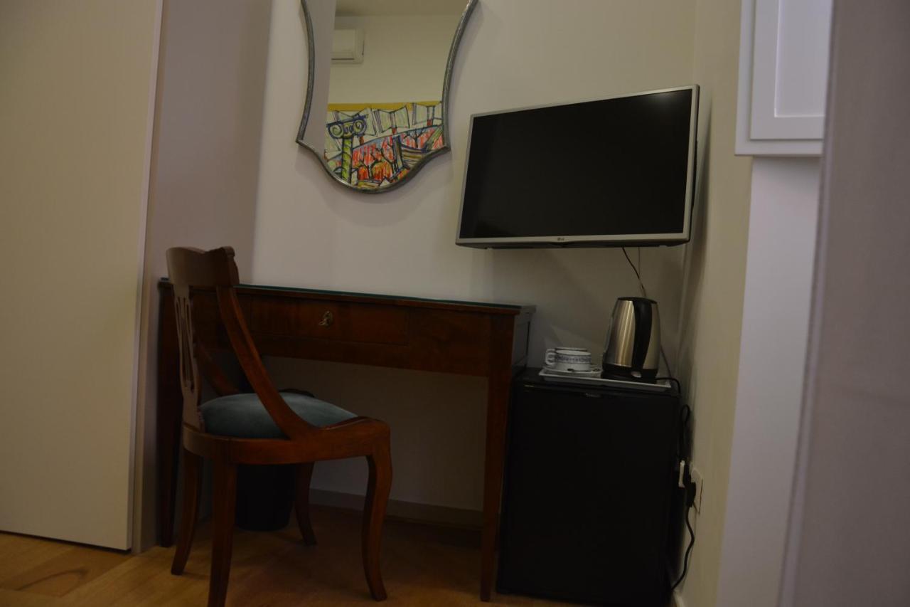 Bed and Breakfast Dimora Megaride Neapel Exterior foto